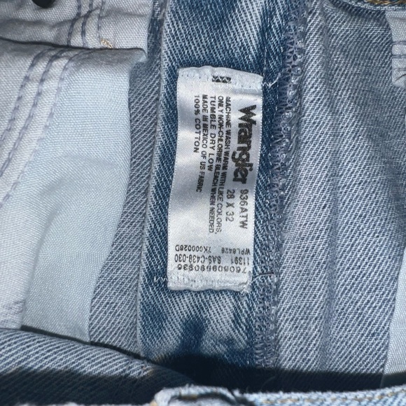 Vintage Wrangler High-Waisted Jeans (Size 00 to 0) - Picture 5 of 5